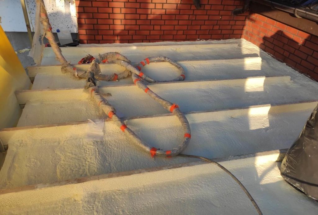 Izolacja poliuretanowa balkonu